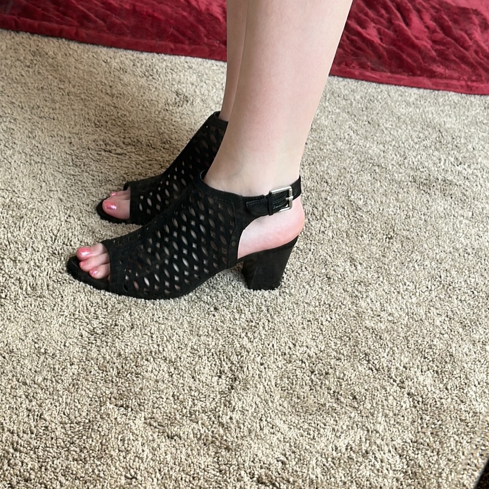 Women's High Heels - Picture 6 of 7